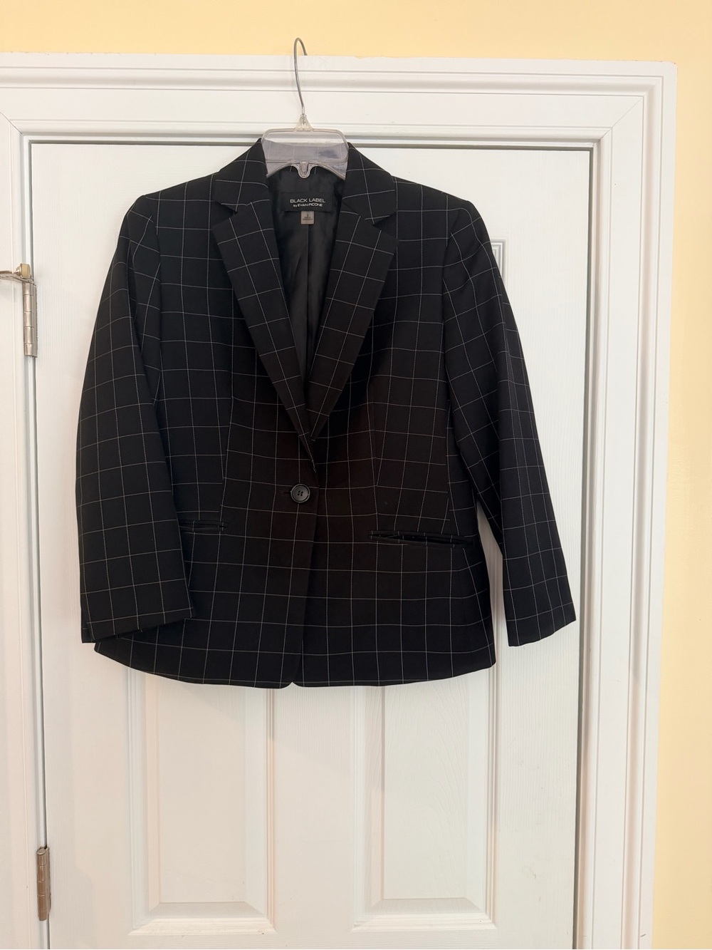 Ladies Size 6 "Evan Picone" Black Label Windowpane Single-Button Blazer GUC